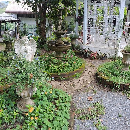 Balmy Hideout Cafe & Homestay Ban Huai Kaeo Exterior photo