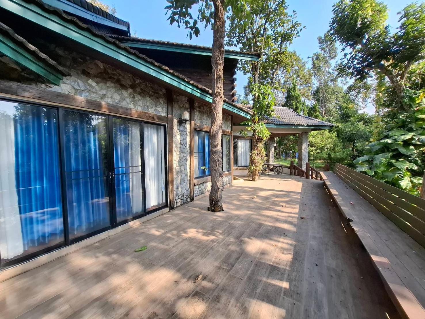 Balmy Hideout Cafe & Homestay Ban Huai Kaeo Exterior photo