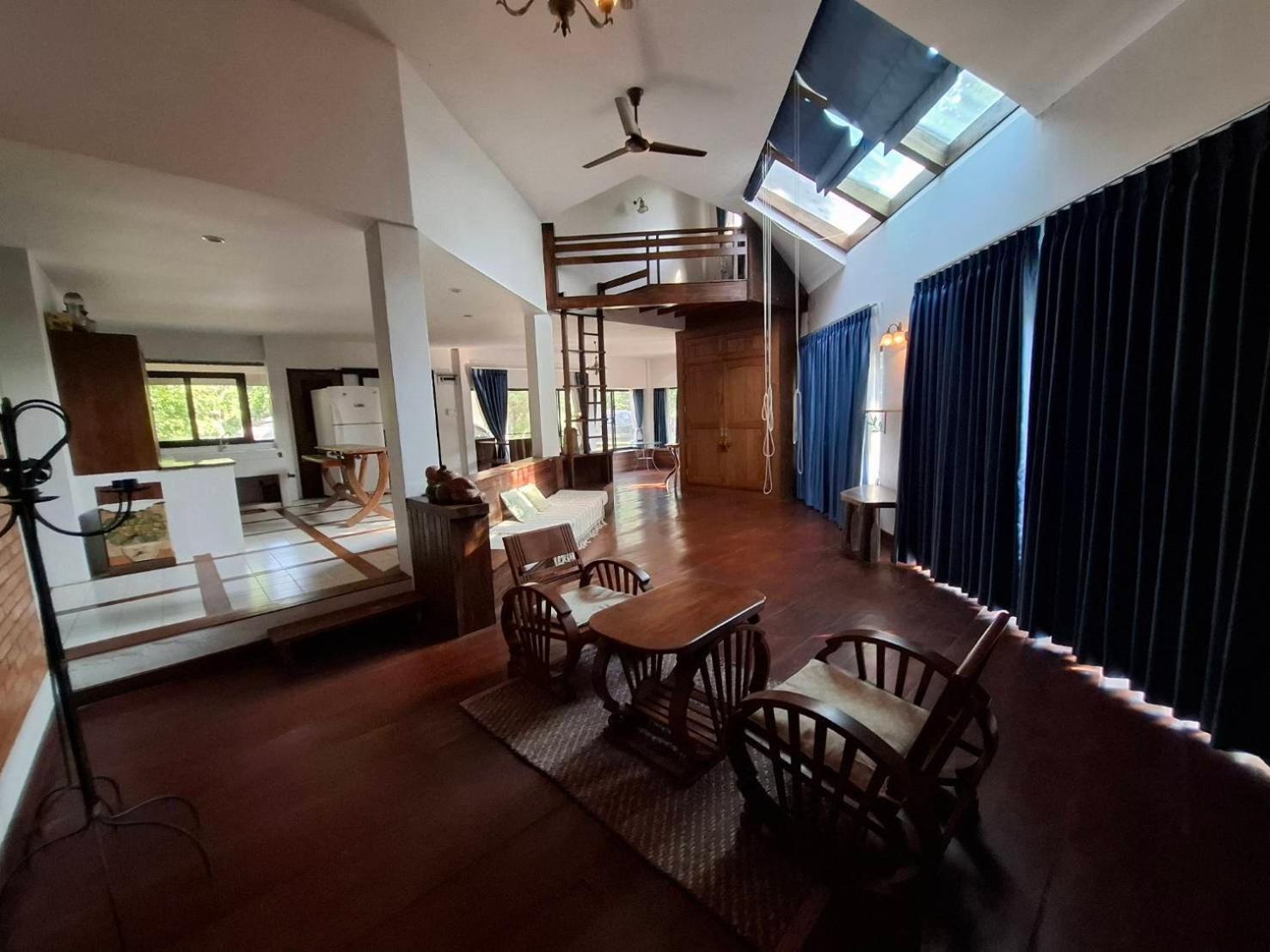 Balmy Hideout Cafe & Homestay Ban Huai Kaeo Exterior photo