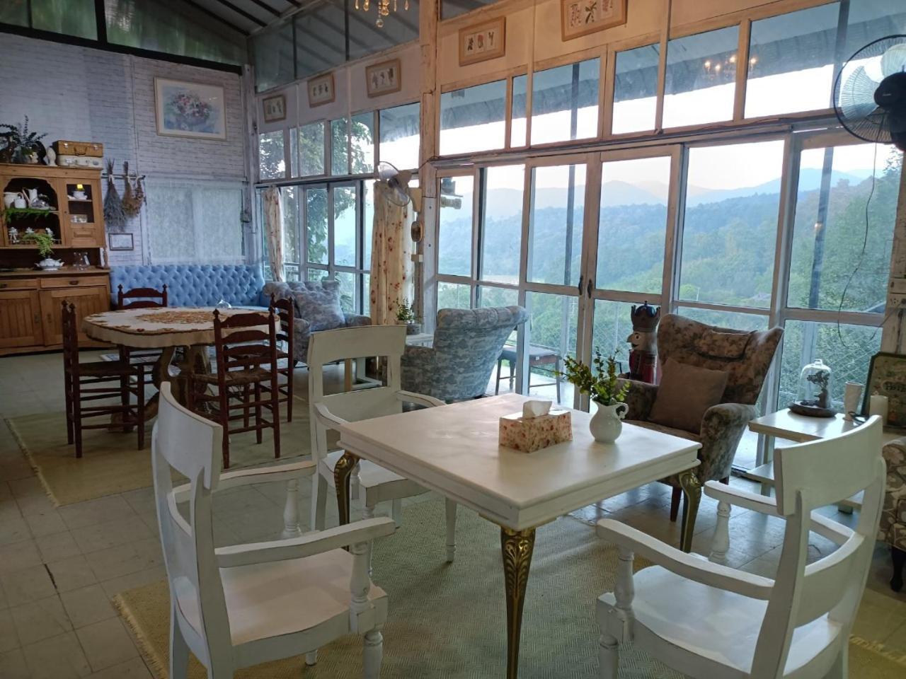 Balmy Hideout Cafe & Homestay Ban Huai Kaeo Exterior photo