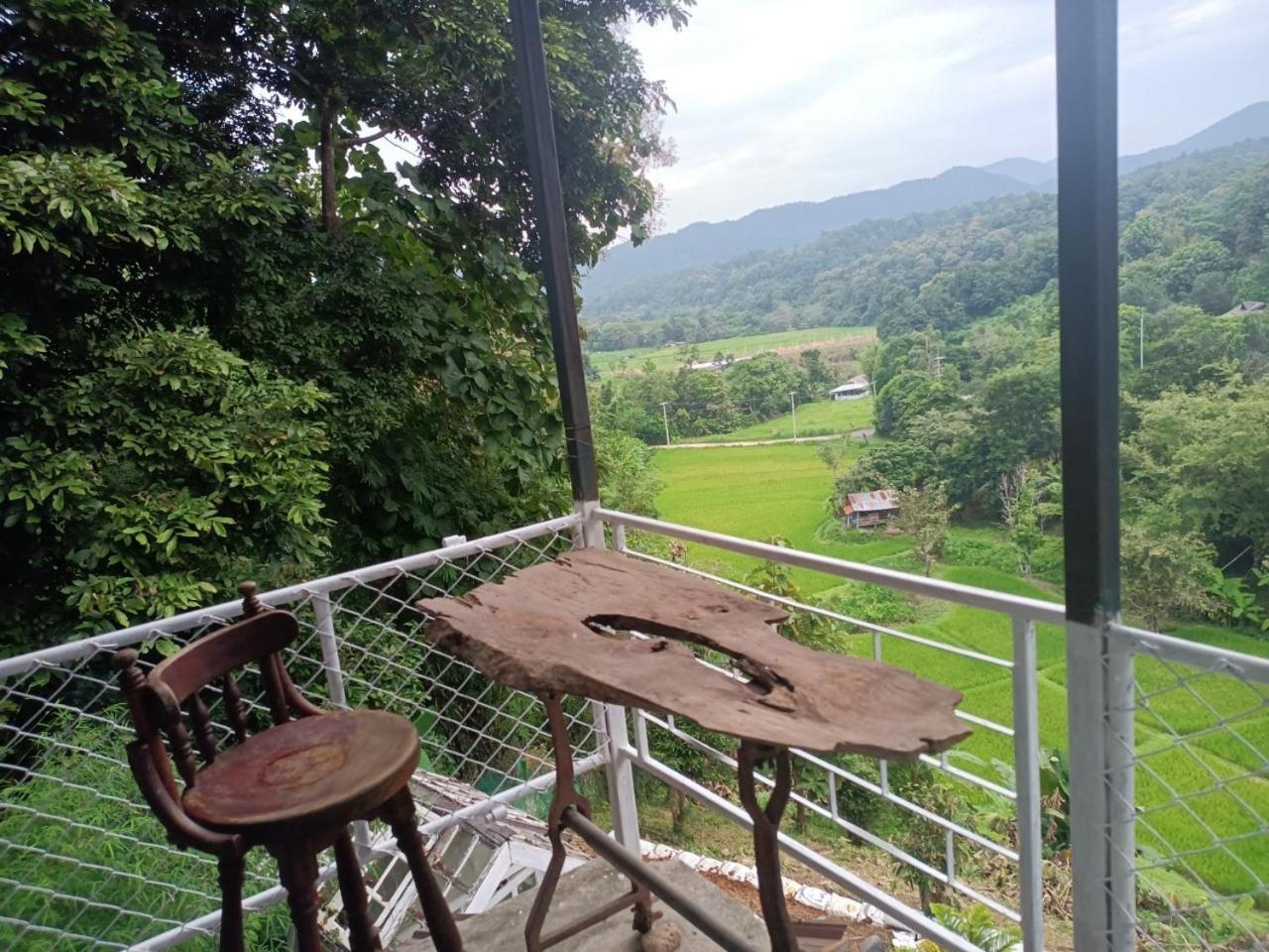 Balmy Hideout Cafe & Homestay Ban Huai Kaeo Exterior photo